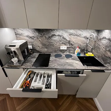 Bajor - Zvaigdziu Aleja - Kunigiskiai - Self Check-in