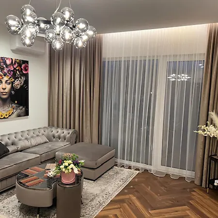 Bajor - Zvaigdziu Aleja - Kunigiskiai - Self Check-in Дом отдыха Паланга