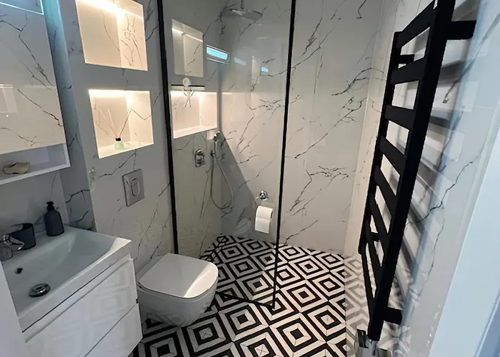 Semesterbostad Bajor - Zvaigdziu Aleja - Kunigiskiai - Self Check-in Palanga