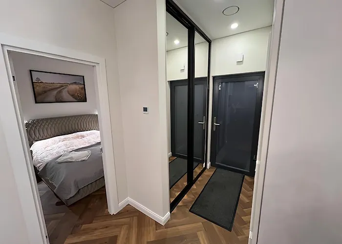 Bajor - Zvaigdziu Aleja - Kunigiskiai - Self Check-in Palanga